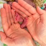 Помещалась в маминой ладони: во Львове медики спасли девочку, которая родилась на 24-й неделе и весила всего 600 грамм