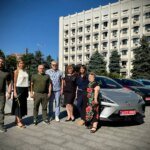 Медики Одесщины получили современные электромобили для первичной медпомощи