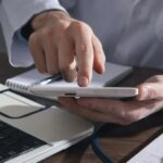 Кабмин определил перечень случаев, когда медучреждения могут предоставлять услуги за оплату