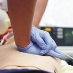 В Запорожье врачи реанимировали пострадавшего, которого признали погибшим во время поисковой операции