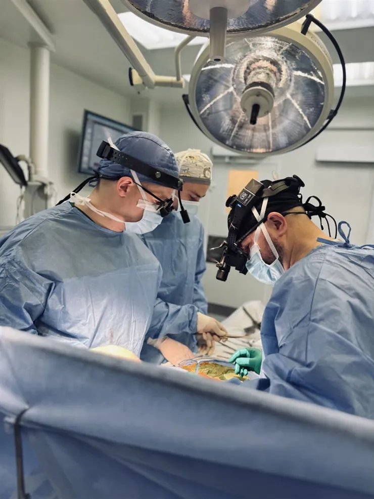 В Центре хирургии и трансплантологии им.Шалимова рассказали о преимуществах бимаммарного коронарного шунтирования