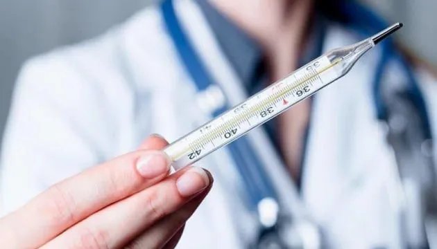 Более 100 тысяч украинцев заболели ОРВИ, гриппом и COVID-19 за неделю: где превышен эпидемпорог