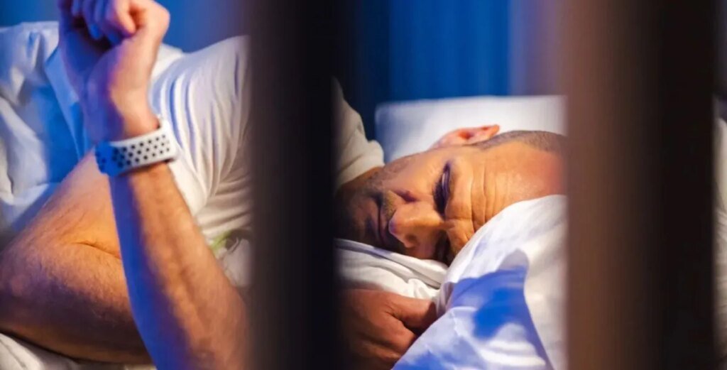 Люди в высокотехнологичных странах спят дольше и лучше, но есть нюанс — исследование