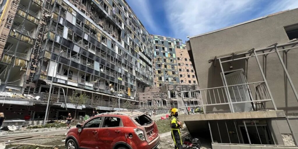 Правительство распределило еще 3,3 млрд грн, в том числе для восстановления Охматдита