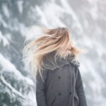 Уход за волосами после зимы: советы от трихолога