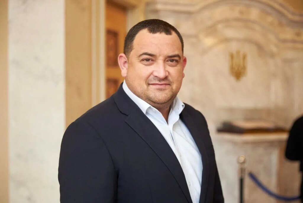 «Это не о давлении на аптеки, это о честных правилах игры для всех участников рынка»: нардеп Кузьминых о новом регулировании фармрынка