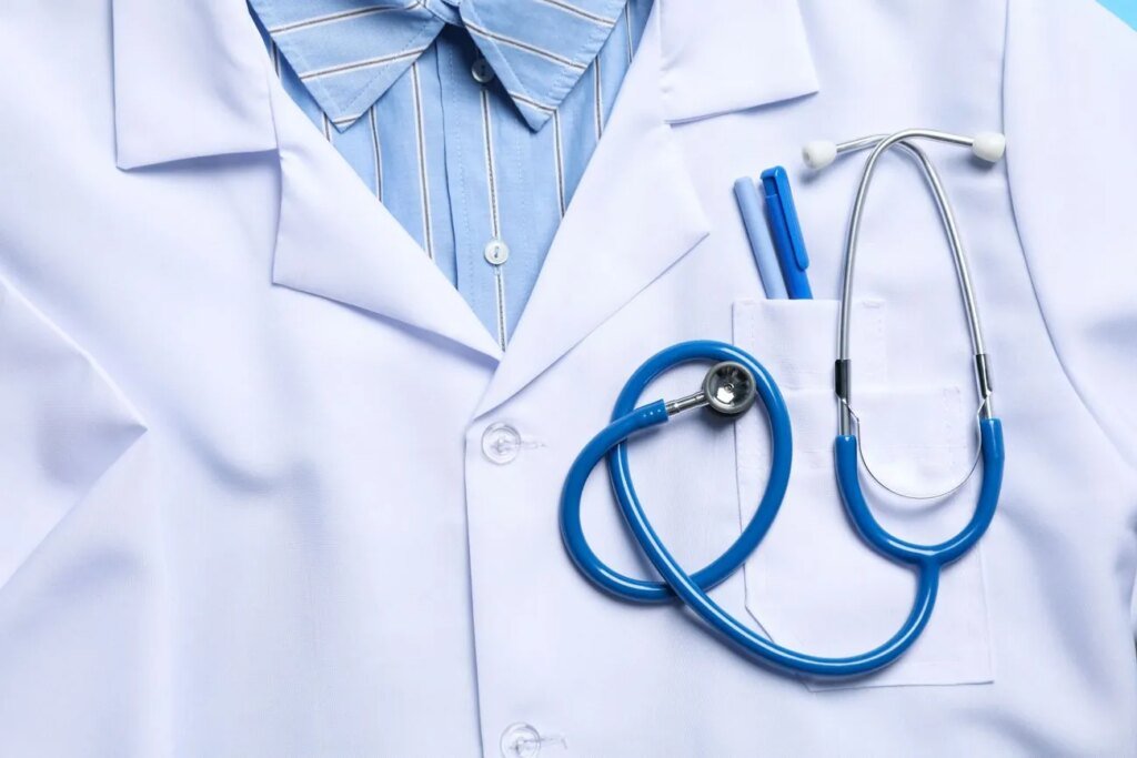 Более половины украинцев не проходят осмотры у врачей — опрос