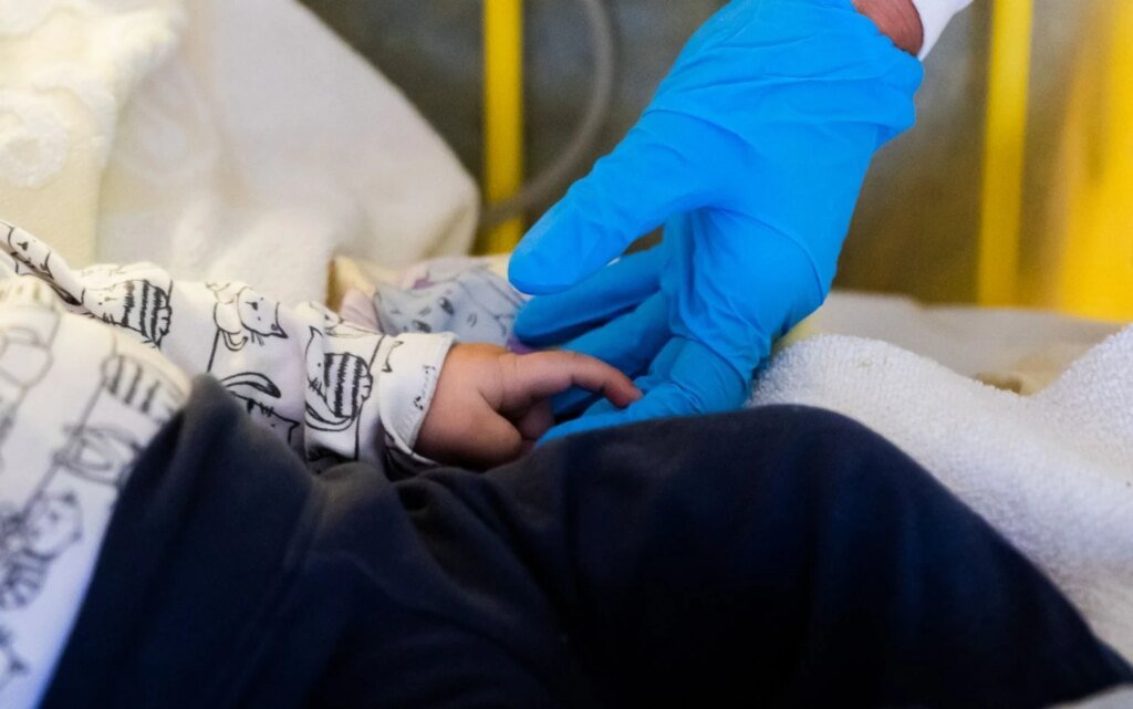 В Лос-Анджелесе школьник умер от редкого осложнения, спустя годы после заражения корью