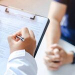 Украинцы от 40 лет будут получать деньги на проверку здоровья в "Дії"