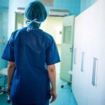 ВОЗ: каждый третий медик в Европе страдает депрессией, а 10% подвергаются насилию и домогательствам