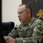 Концентрация вражеских БПЛА растет, килл-зона достигла 20 км: Сырский провел совещание по эвакуации раненых с поля боя