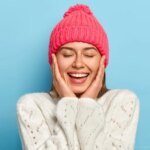 Уход за кожей зимой: советы дерматолога, которые уберегут лицо от сухости и раздражений