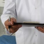 Медики прифронтовых регионов смогут получить жилье в городах в радиусе до 30 км от места работы — Свириденко