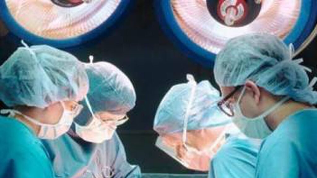 НСЗУ зафиксировала переход от единичных к системным нарушениям при оказании хирургической и стационарной медпомощи — мониторинг