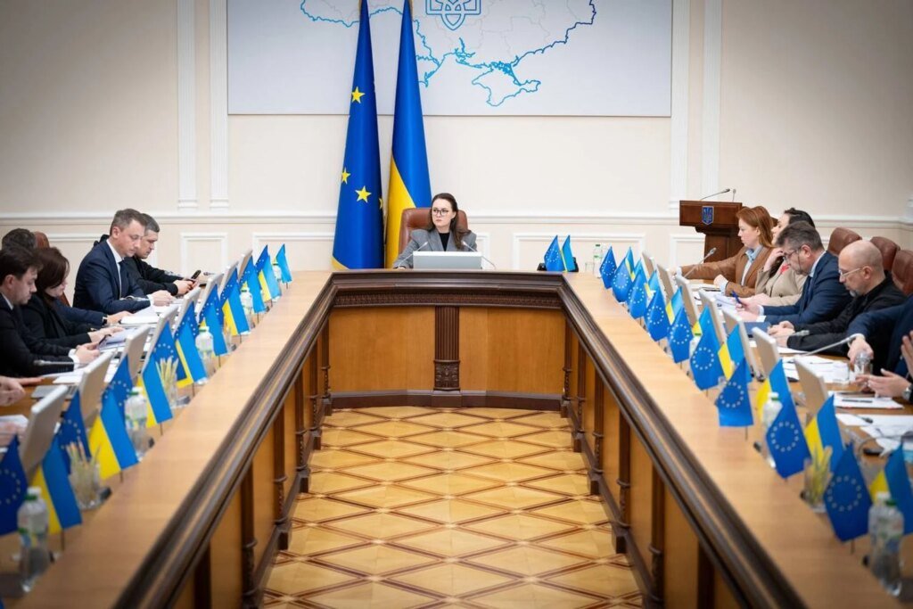 Кабмин запретил отключение медучреждений от электроснабжения: премьер Свириденко поручила разобраться в ситуации во Львове