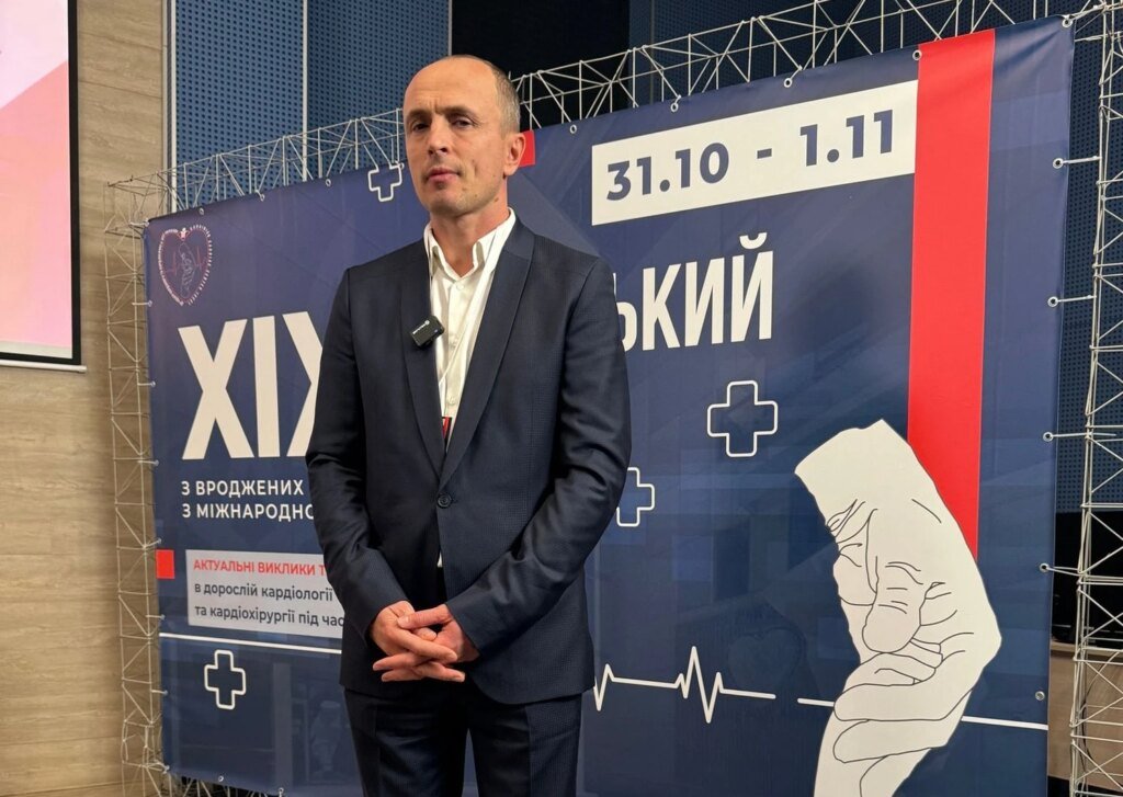 Врачей столичного Центра кардиологии и кардиохирургии наградили государственными орденами