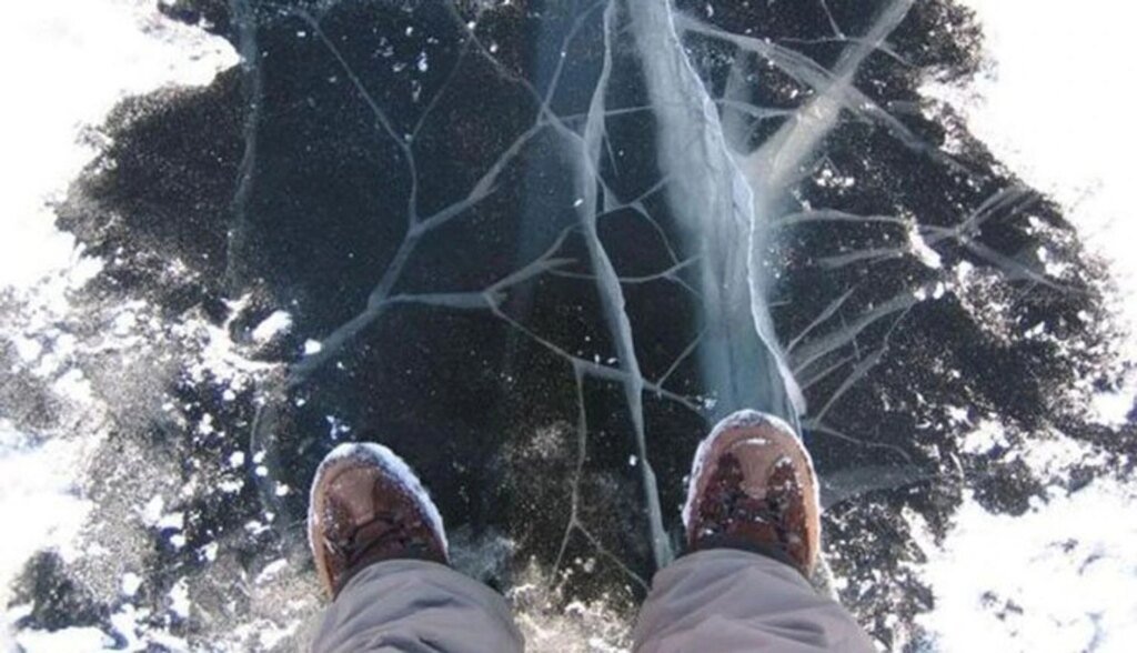 22 украинца погибли на льду с начала года: как избежать трагедии