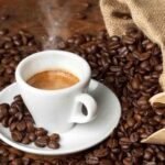 Кофе против энергетиков: что безопаснее для здоровья