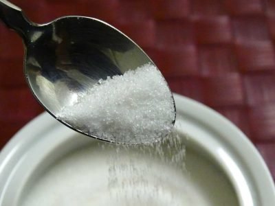 Что происходит с телом после отказа от сладкого – диетолог
